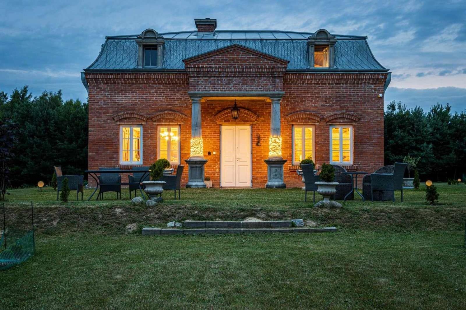 Dworek Atrium Tomaszów Lubelski Dış mekan fotoğraf