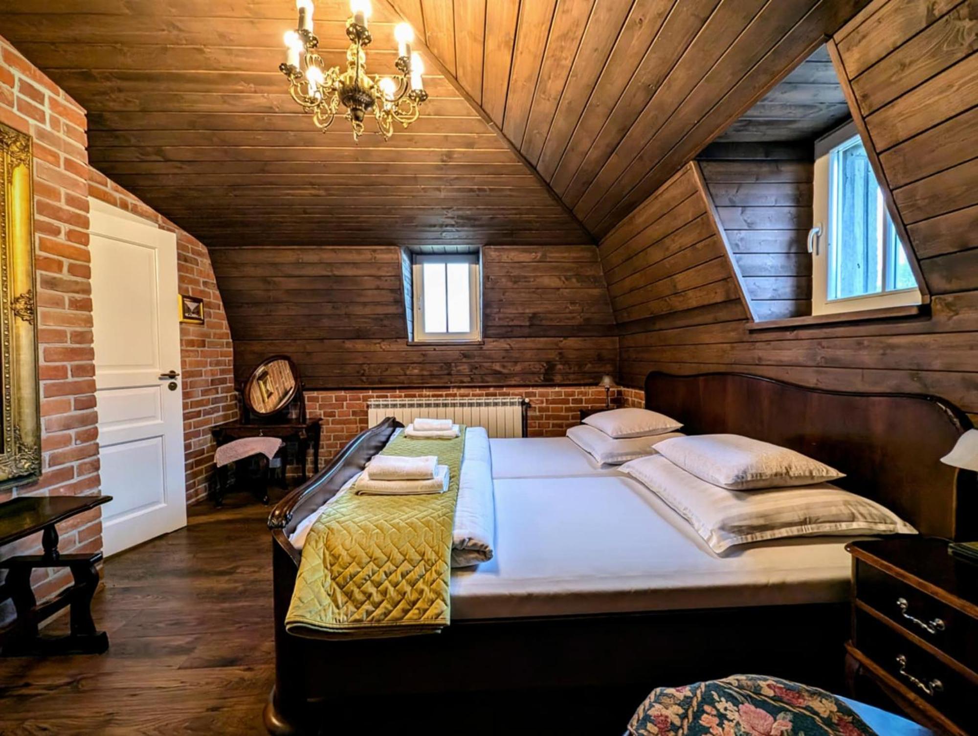 Dworek Atrium Tomaszów Lubelski Dış mekan fotoğraf
